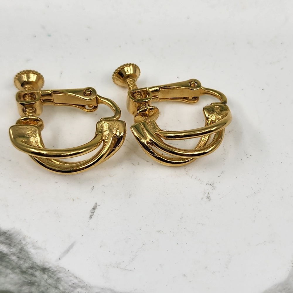 Napier Vintage Gold Tone Double Hoop Screw Back Clip On Earrings Statement Pair
